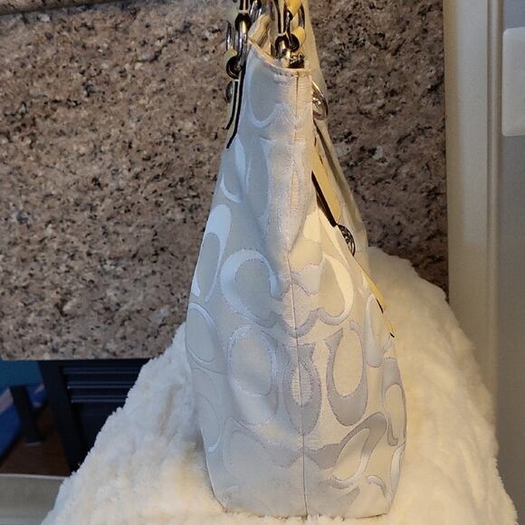 Coach Cream Shoulder Bag with Monogram and Gold Hardware D1120-16289 - Picture 7 of 15